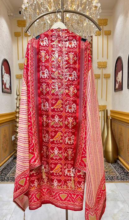 Saavira Patola Heritage Suit (Red)