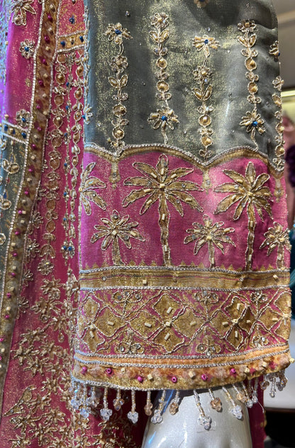 Ruhzaad Pakistani Suit