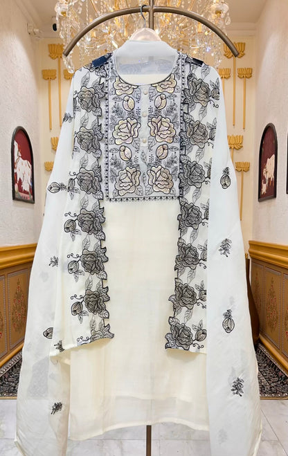 Aariza Leather Naqsh Suit