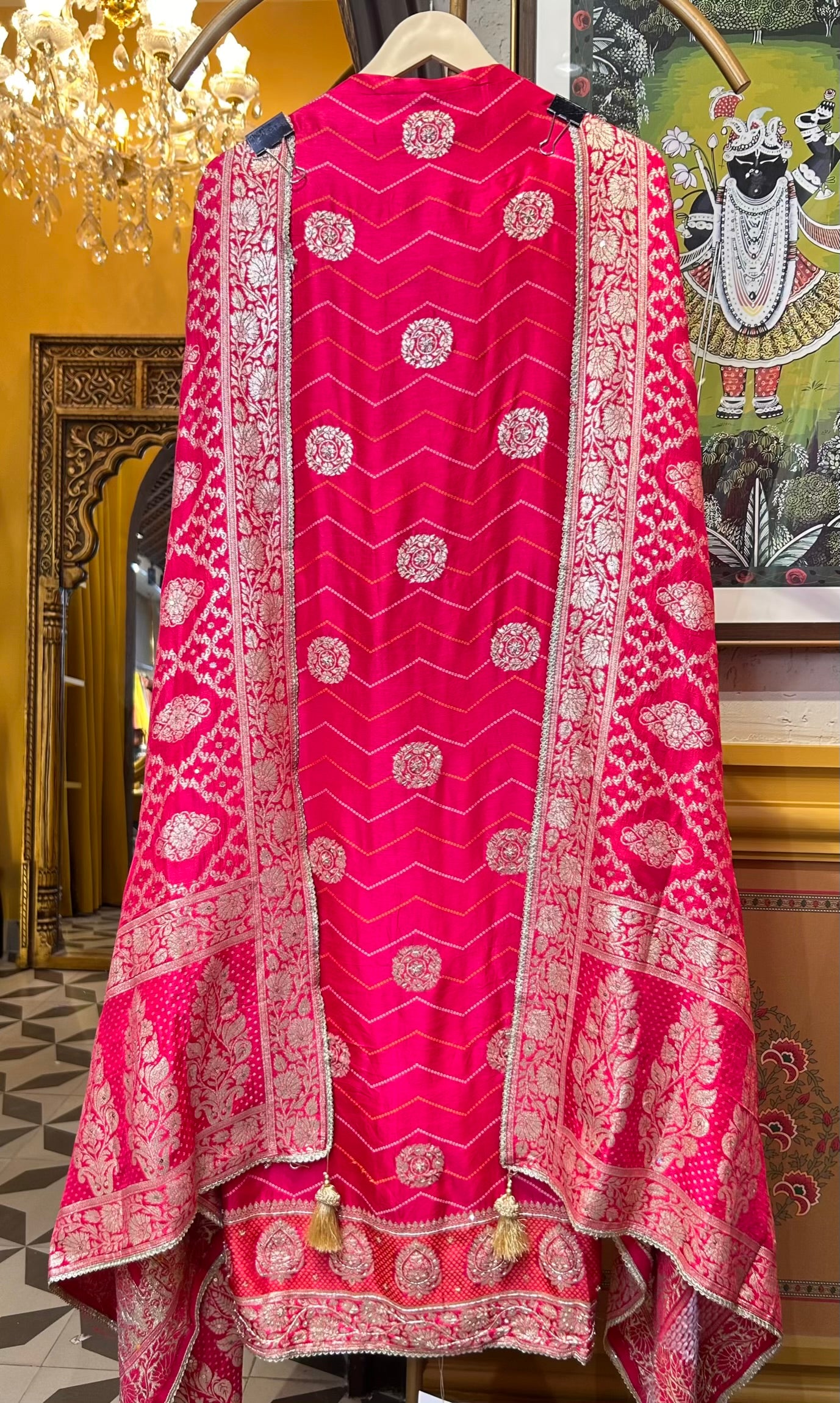 Noor-e-Jhilkar (Magenta)