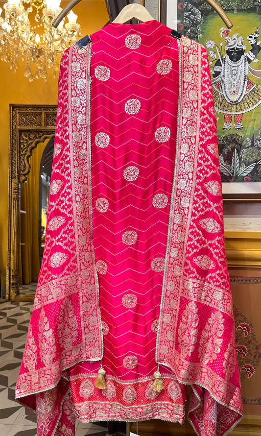 Noor-e-Jhilkar (Magenta)
