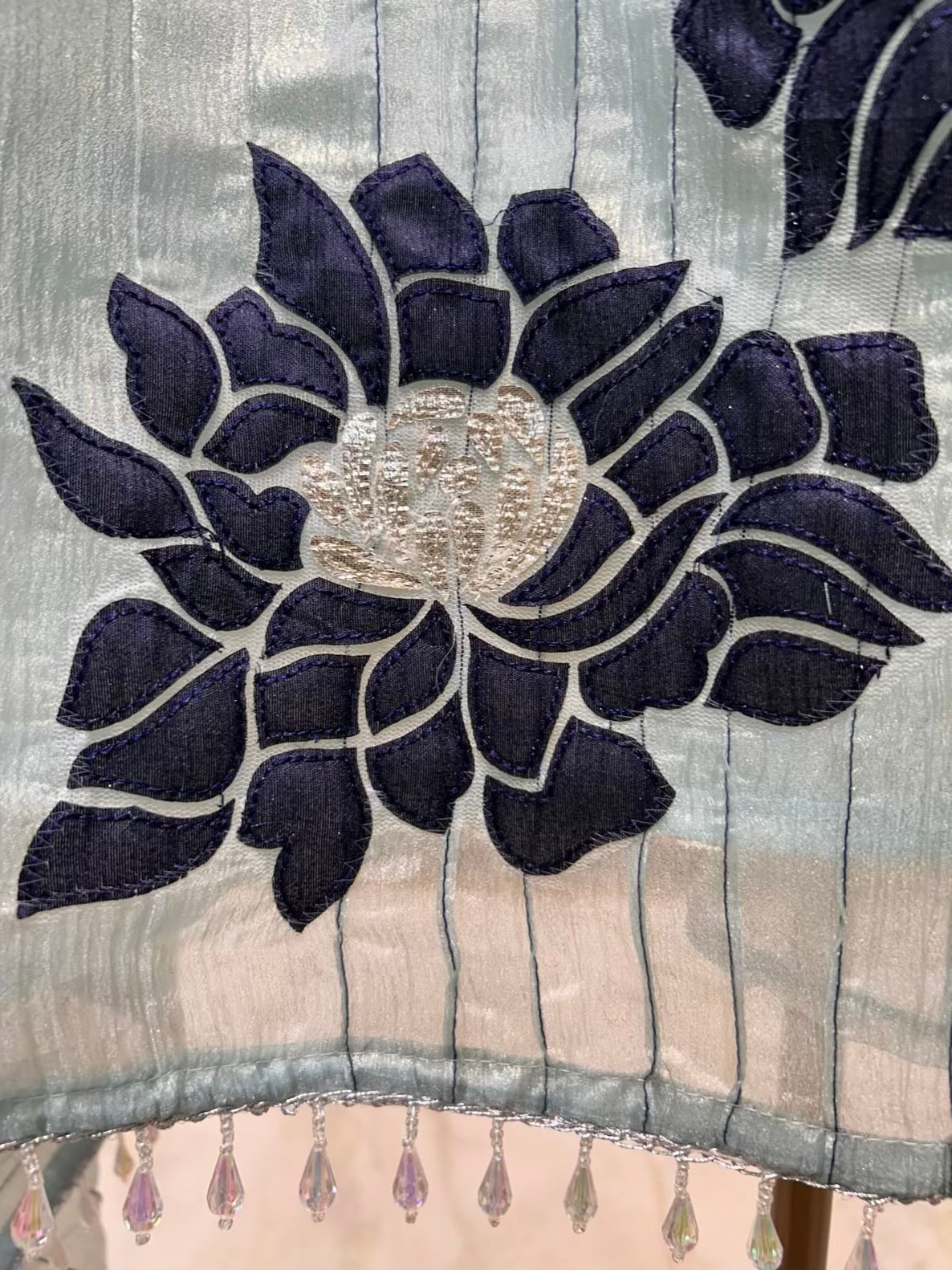 Naqshéa Appliqué Suit (Powder Blue)