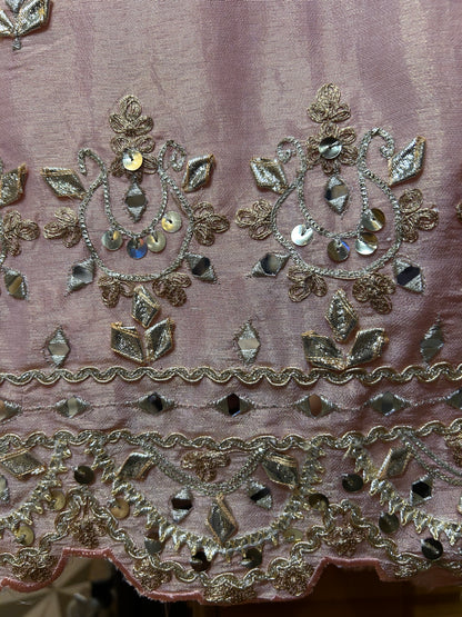 Husn-e-Saaz (Peach)