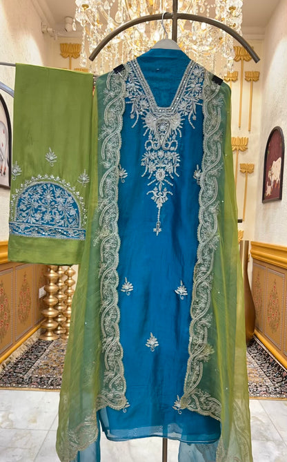 Ruhmira Haathkaar Suit (Blue)