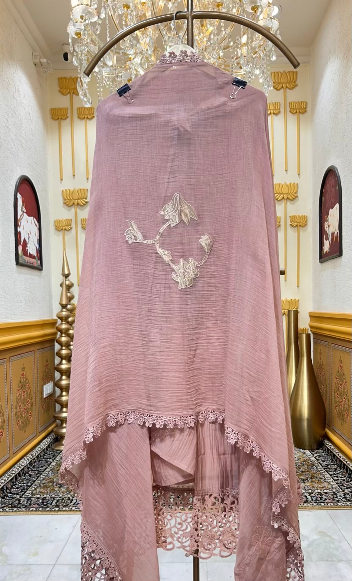 Aabira Tissue Appliqué Suit (Mauve)