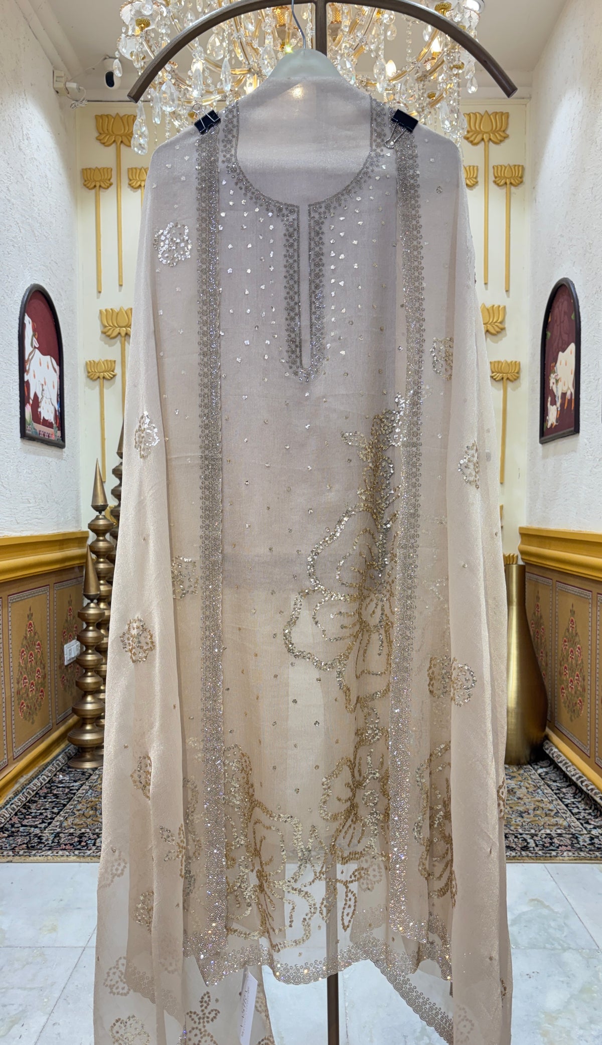Afsana Lumière Suit