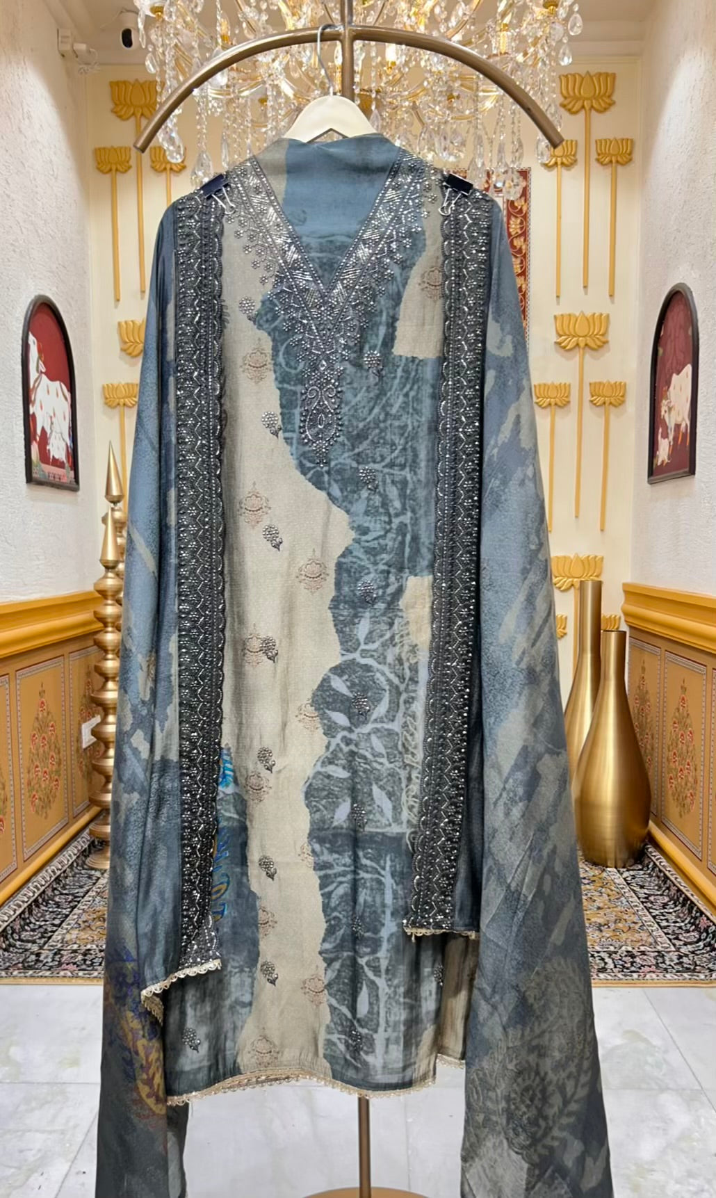 Zehna Neckline Naqsh Suit (Dark Grey)