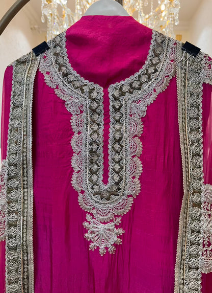 Zaylira Dori Gul Suit (Magenta)