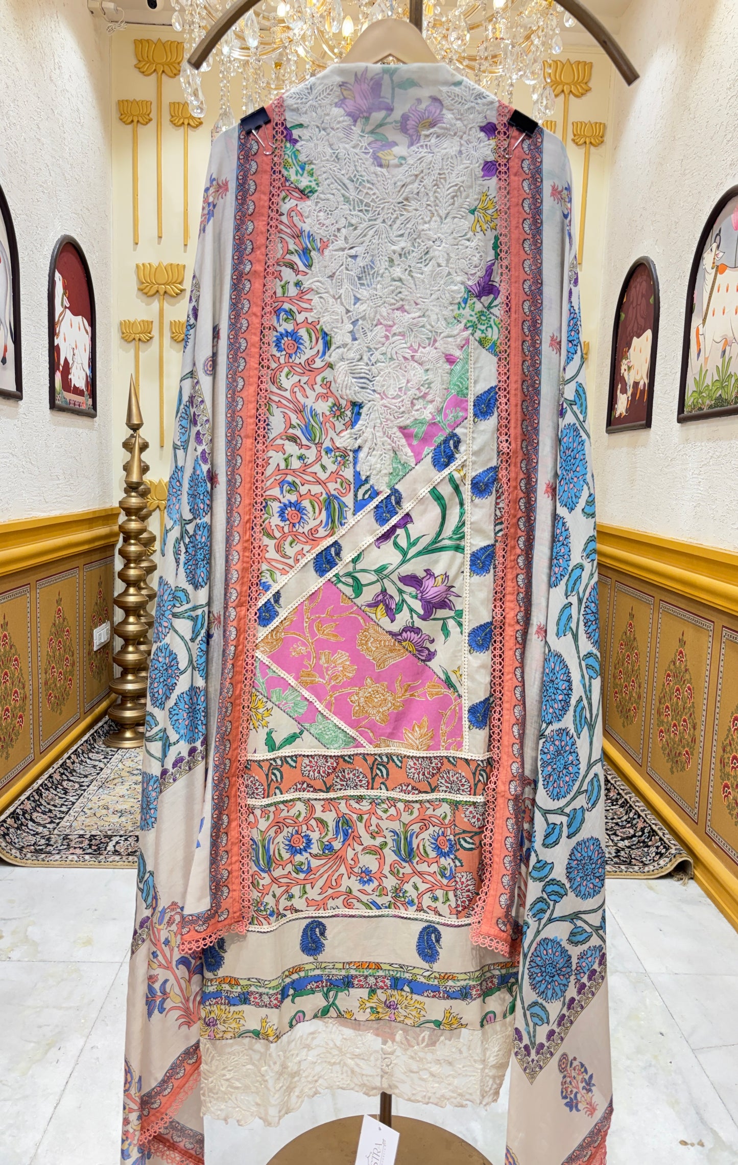 Roshira Printed Muslin Suit