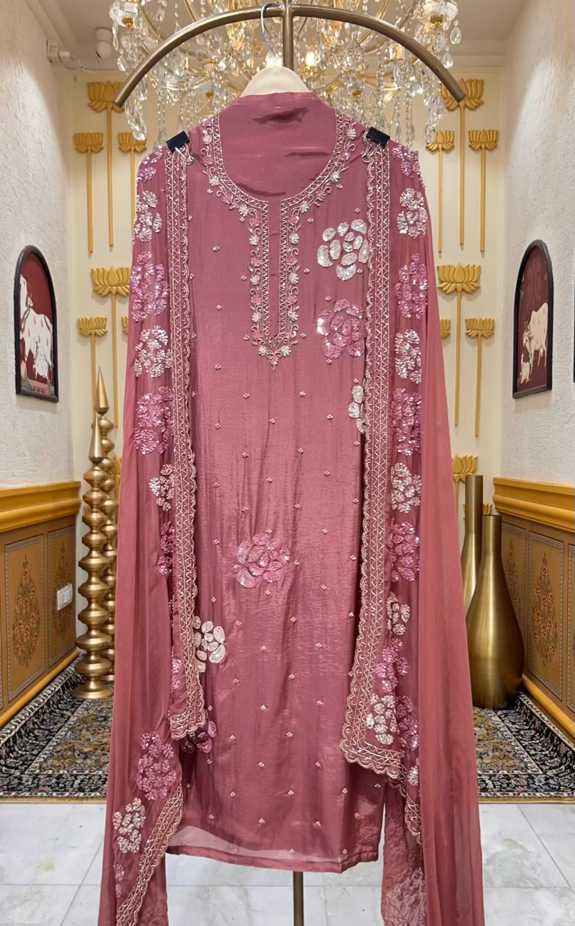 Ruhara Silken Veil Suit (Mauve)