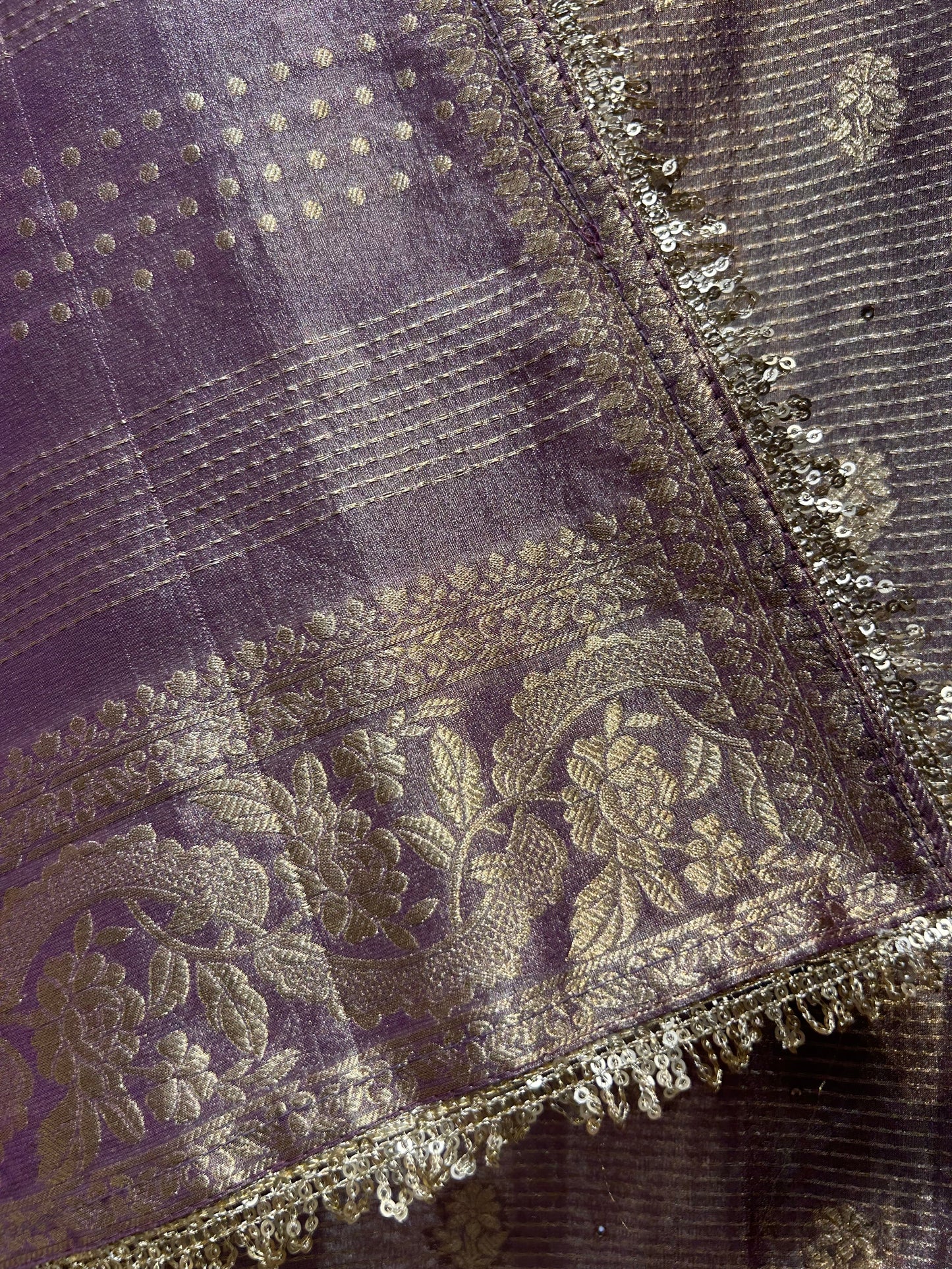 Aavira Aaina Veil Suit (Lavender)