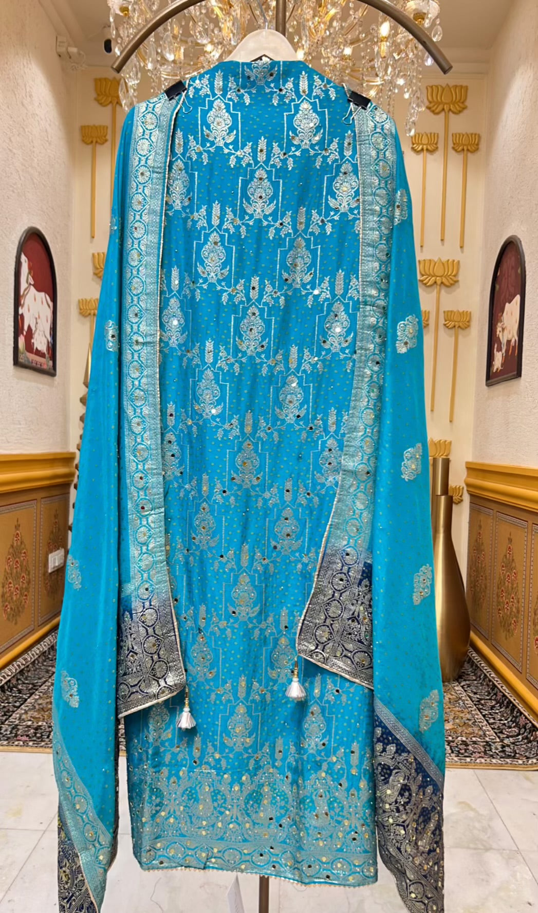 Gulraaya Bandhani Noor Suit (Turquoise)
