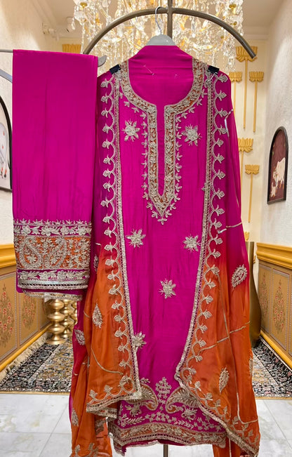 Sarvina Noor Dori Suit (Pink)