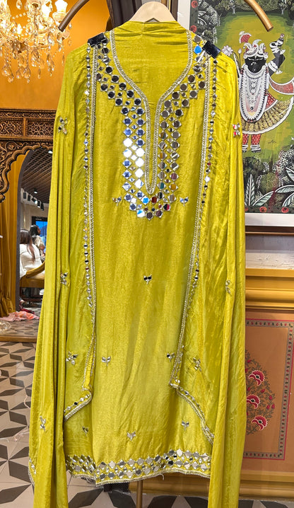 Zareen Jhalak Suit (Yellow)