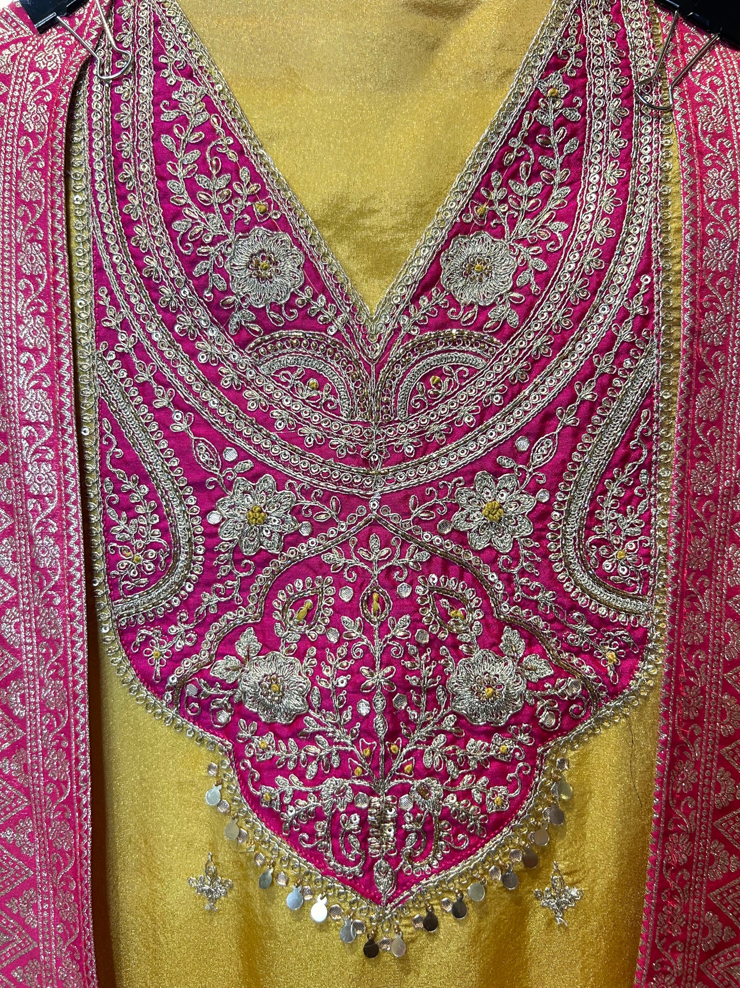 Saanviya Organza Suit (Yellow)
