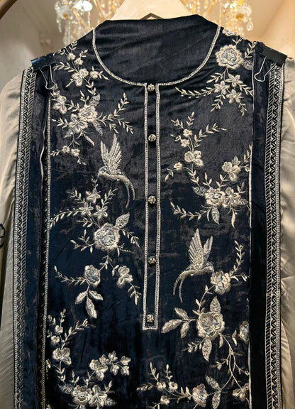 Zarvella Velvet Éclat Suit (Black)