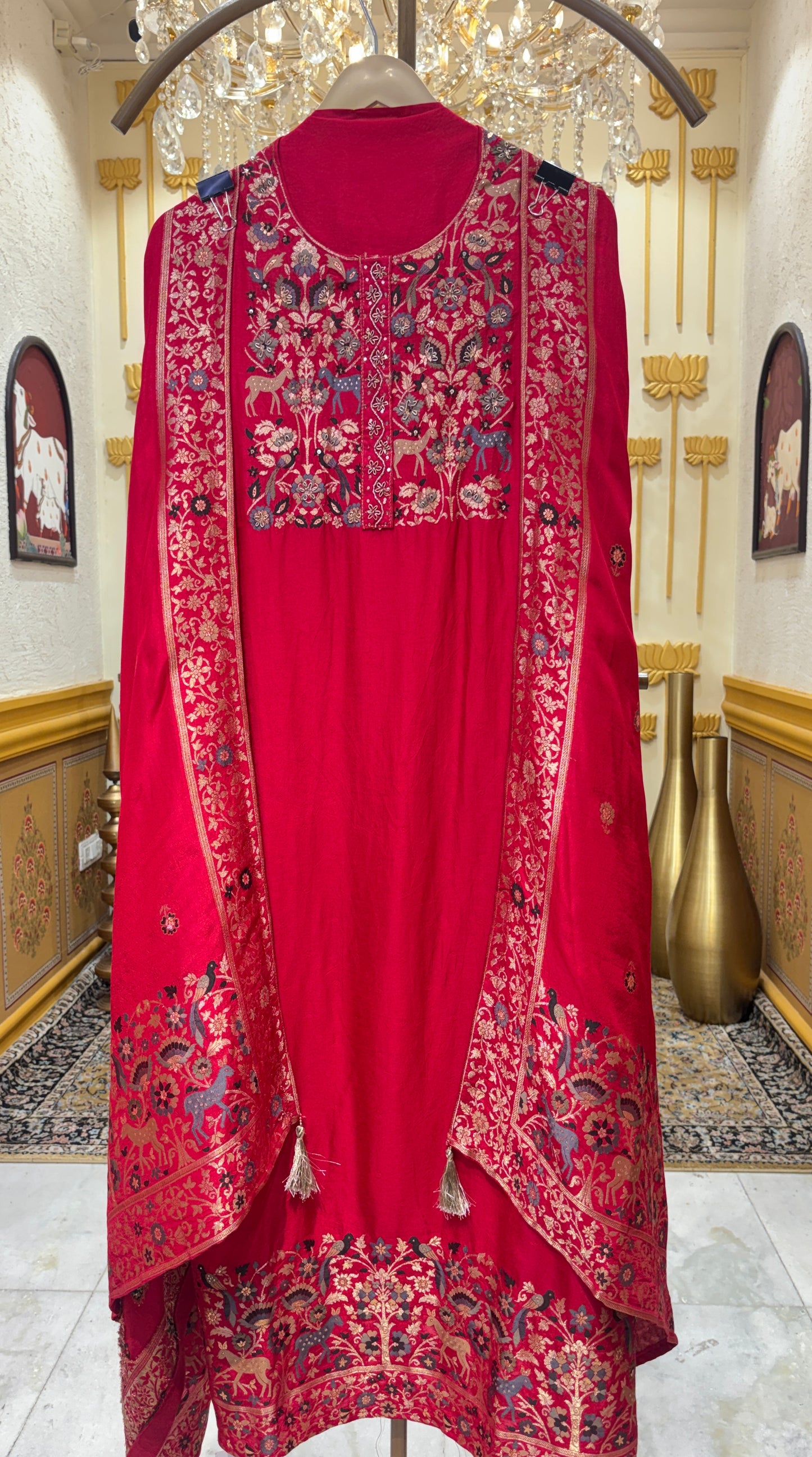 Élara Noor Banarasi Silk Suit