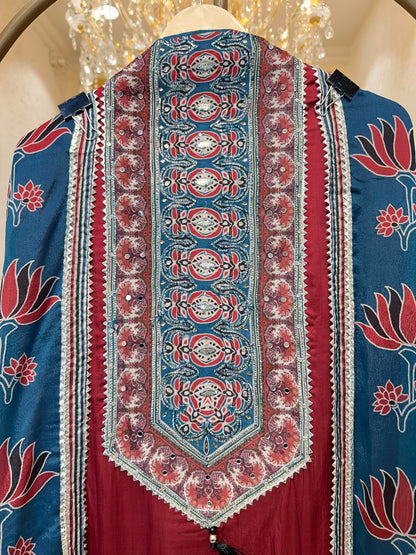 Rivara Leather Noor Suit