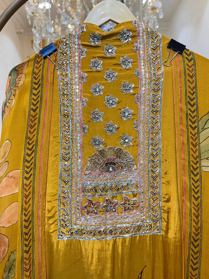 Aarifa Grace Printed Suit (Yellow)