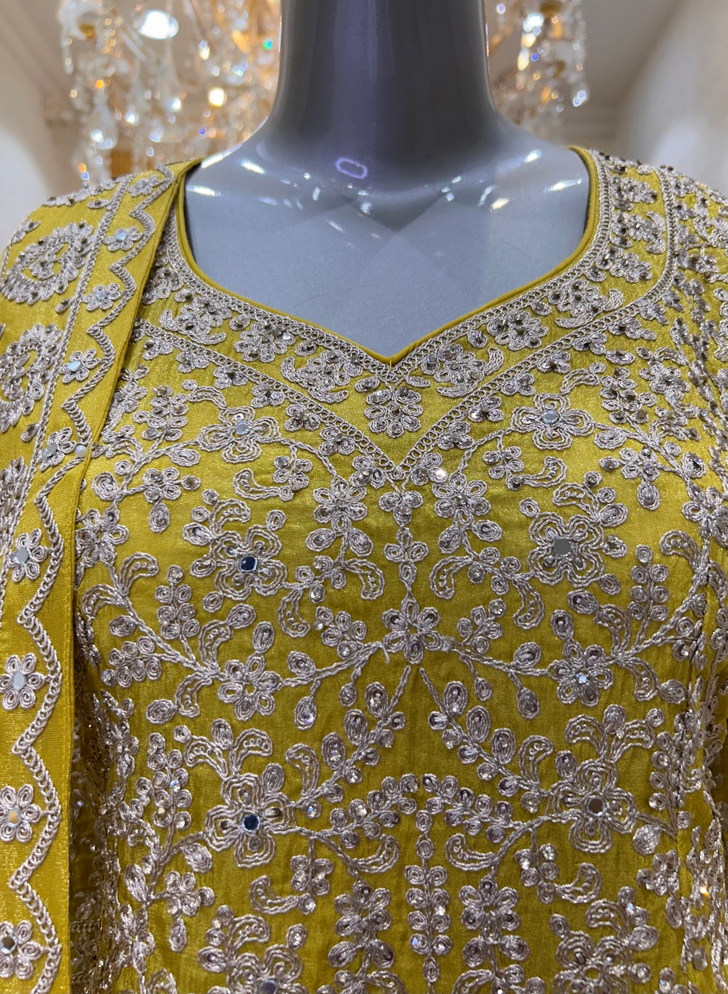 Zarielle Luxe Lehenga