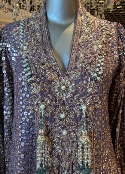 Mahvienne Pakistani Suit