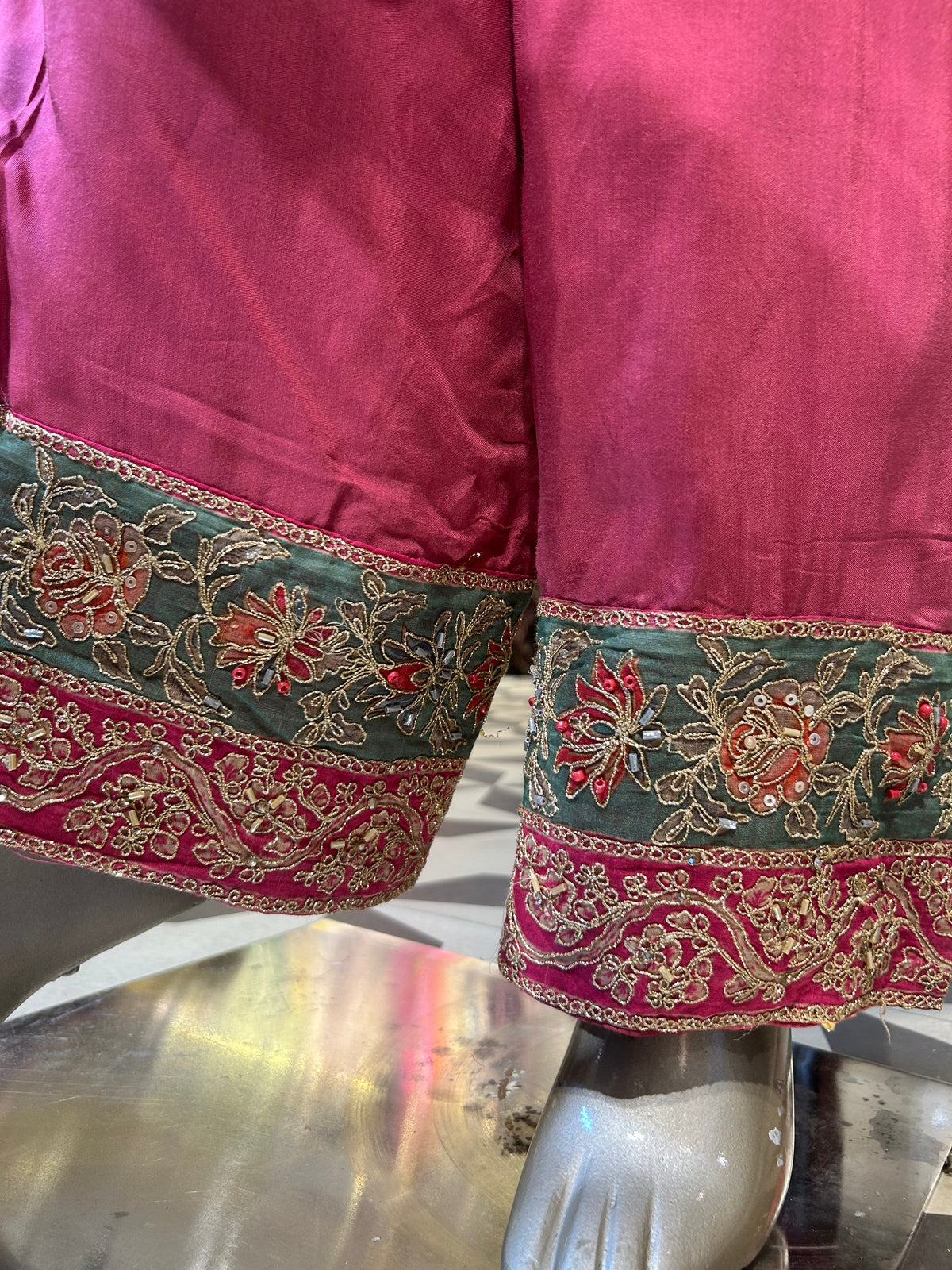 Aabhriya Anarkali Set