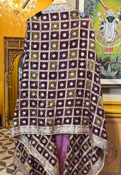 Roohani Jhalar Suit (Lavender)