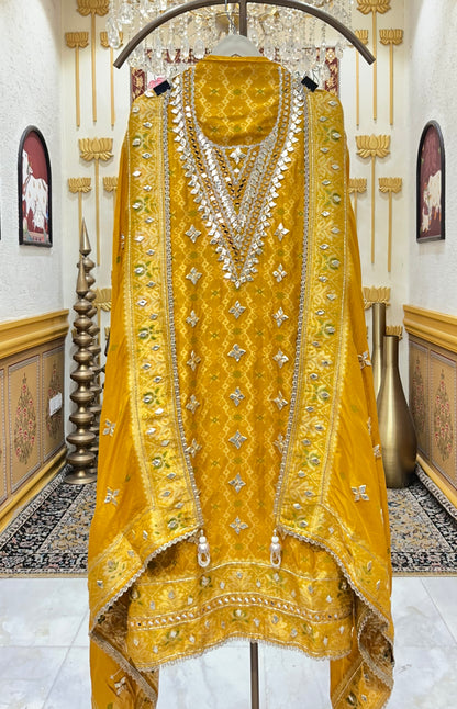 Rangriti Gota Suit