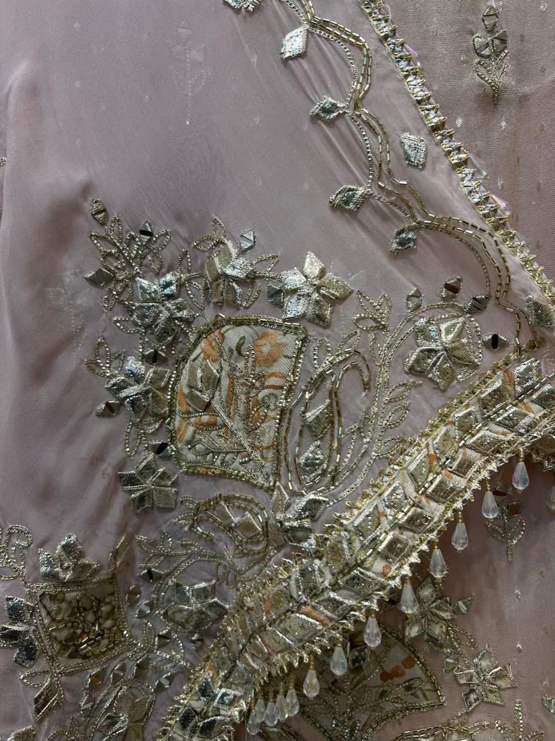 Zarmina Gota Dana Élan Suit (Pink)