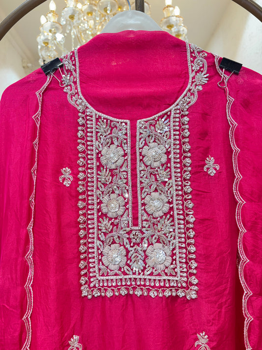 Élan d’Or Organza Suit