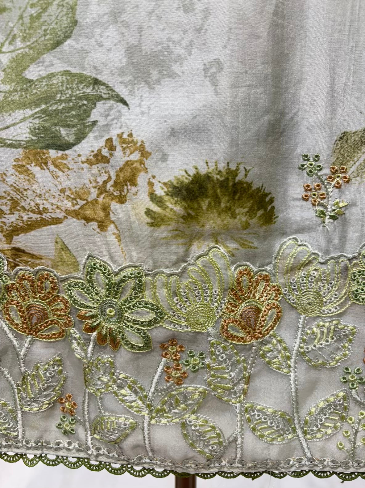 Amaira Muslin Suit