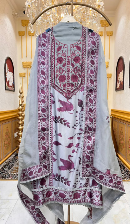 Aavira Thread Naqsh Silk Suit (Pista Green Wine)