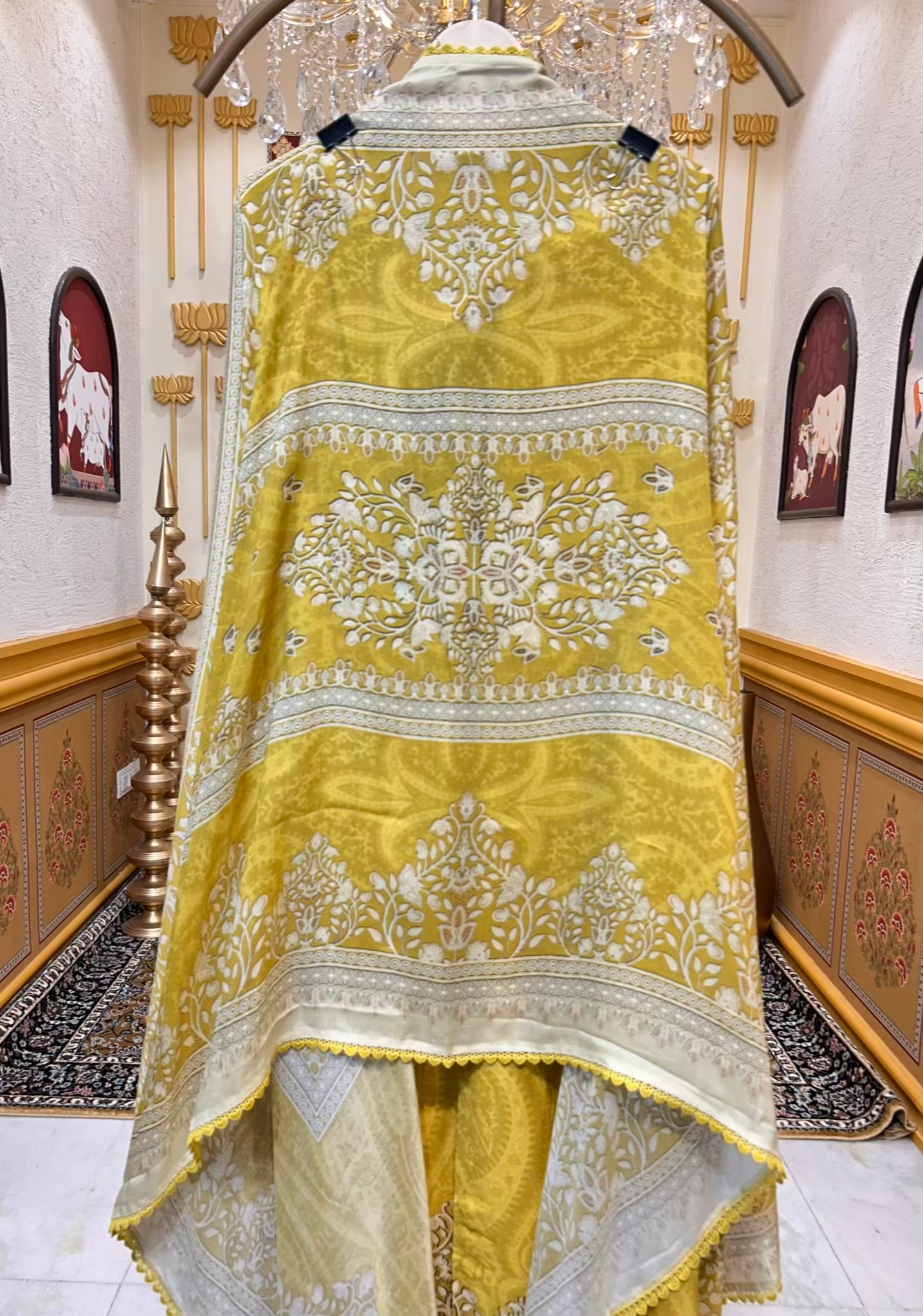 Zehraah Pashmina Veil Suit (Yellow)