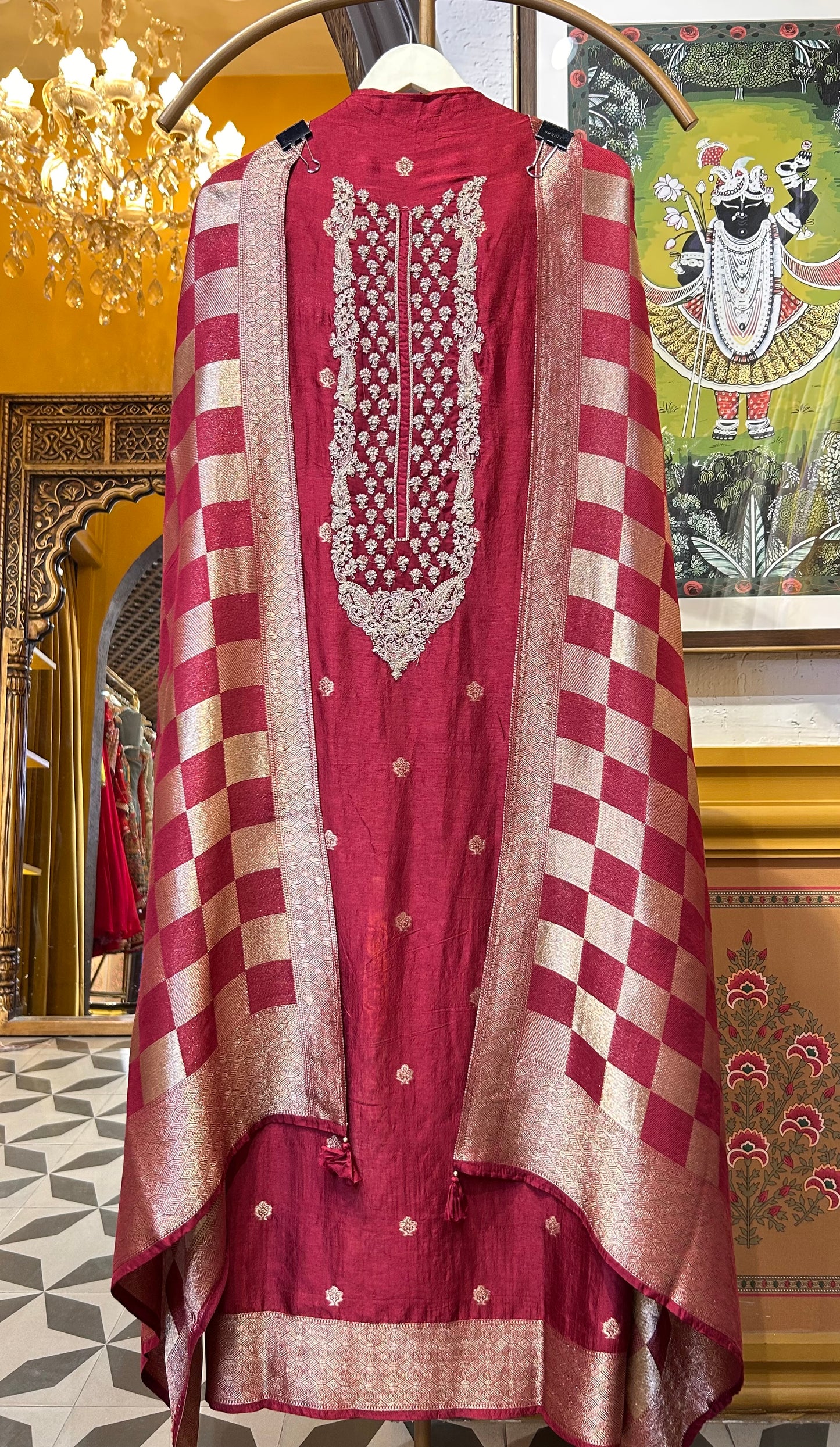 Élarisse D’Or Pure Silk Suit