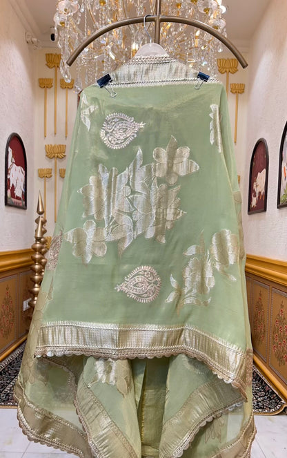 Arezza Veilcraft Suit (Green)