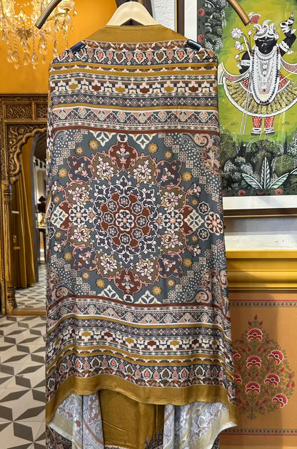 Siyana Pashmina Suit (Mustard)