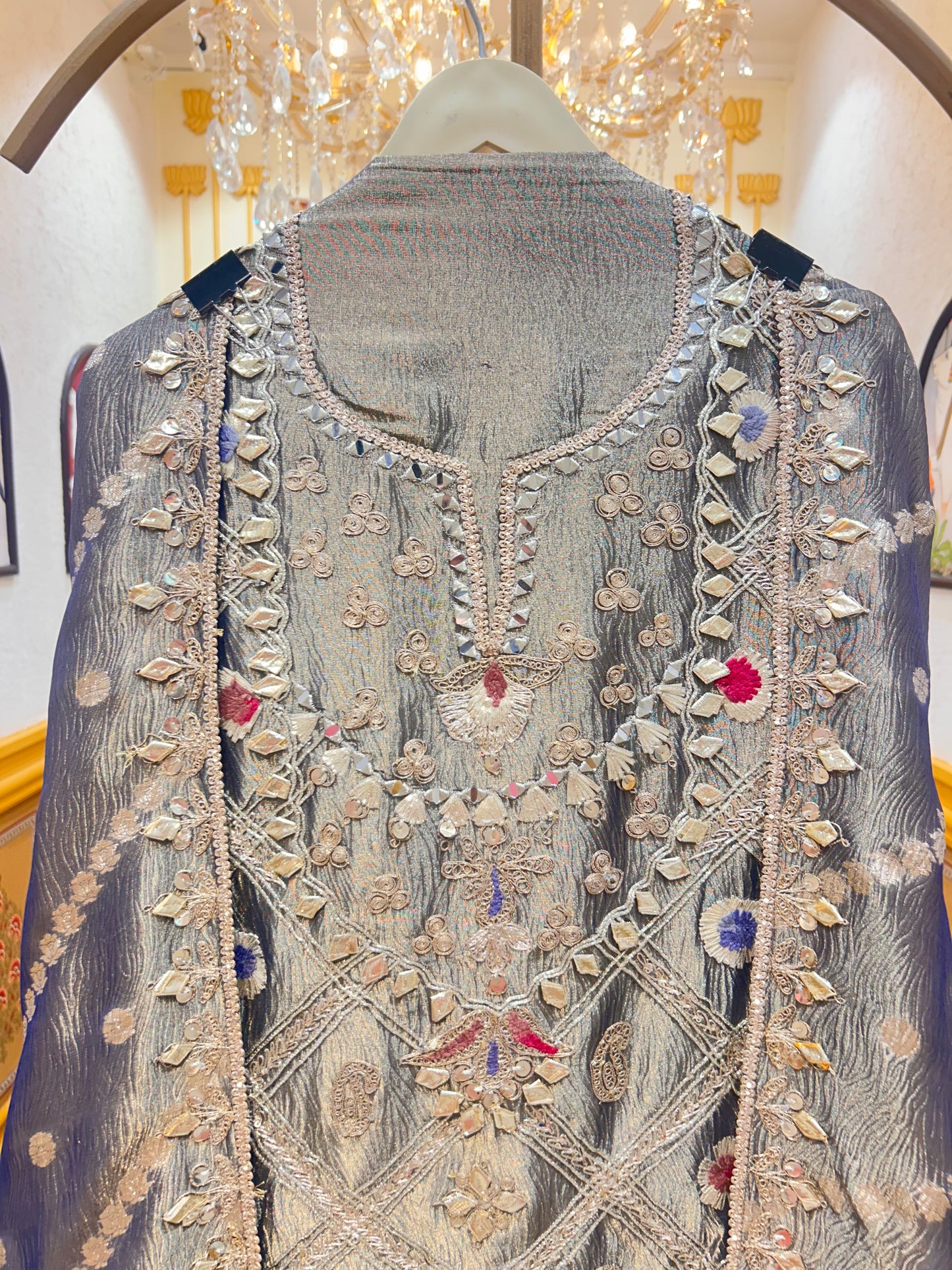 Gulbadan Tissue Suit