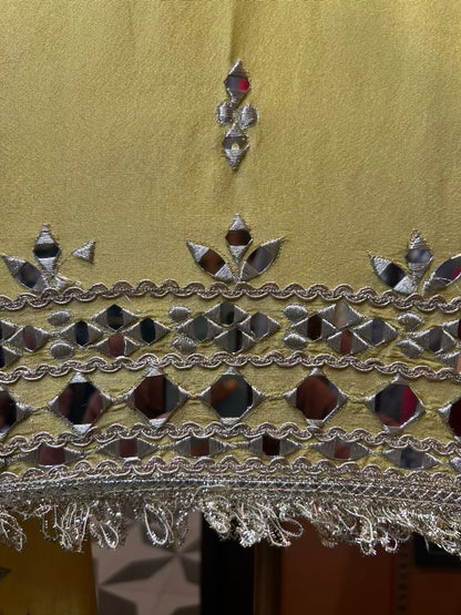 Ruh-e-Chamkan (Yellow)