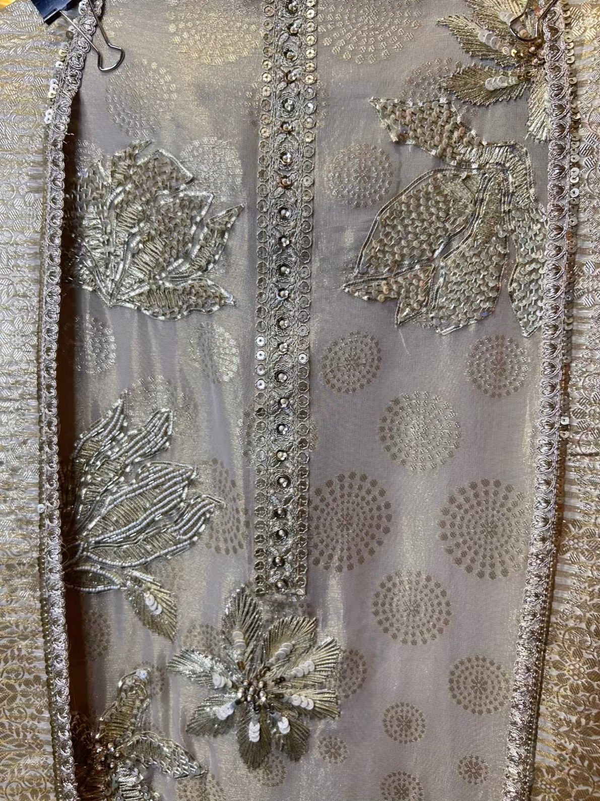 Zarfeen Banarasi Suit