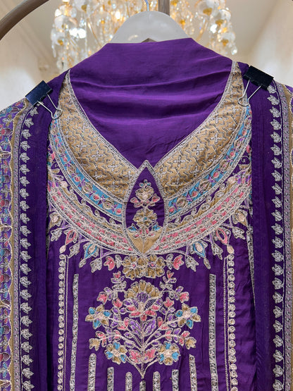 Rayanshi Stone Silk Suit