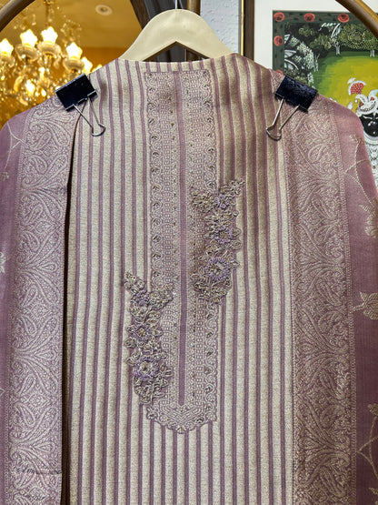Aurévora Heritage Suit