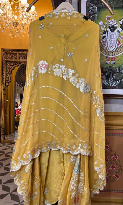Naaz-e-Gota (Yellow)