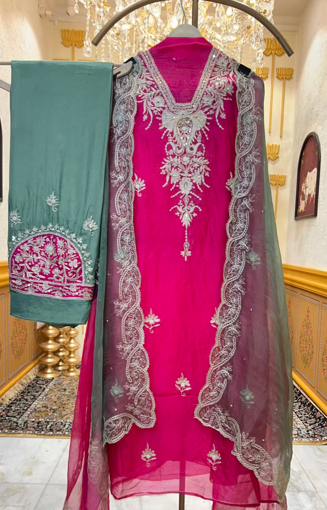 Ruhmira Haathkaar Suit (Pink)