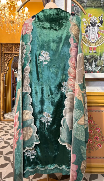 Zarmina Velvet Suit (Green)