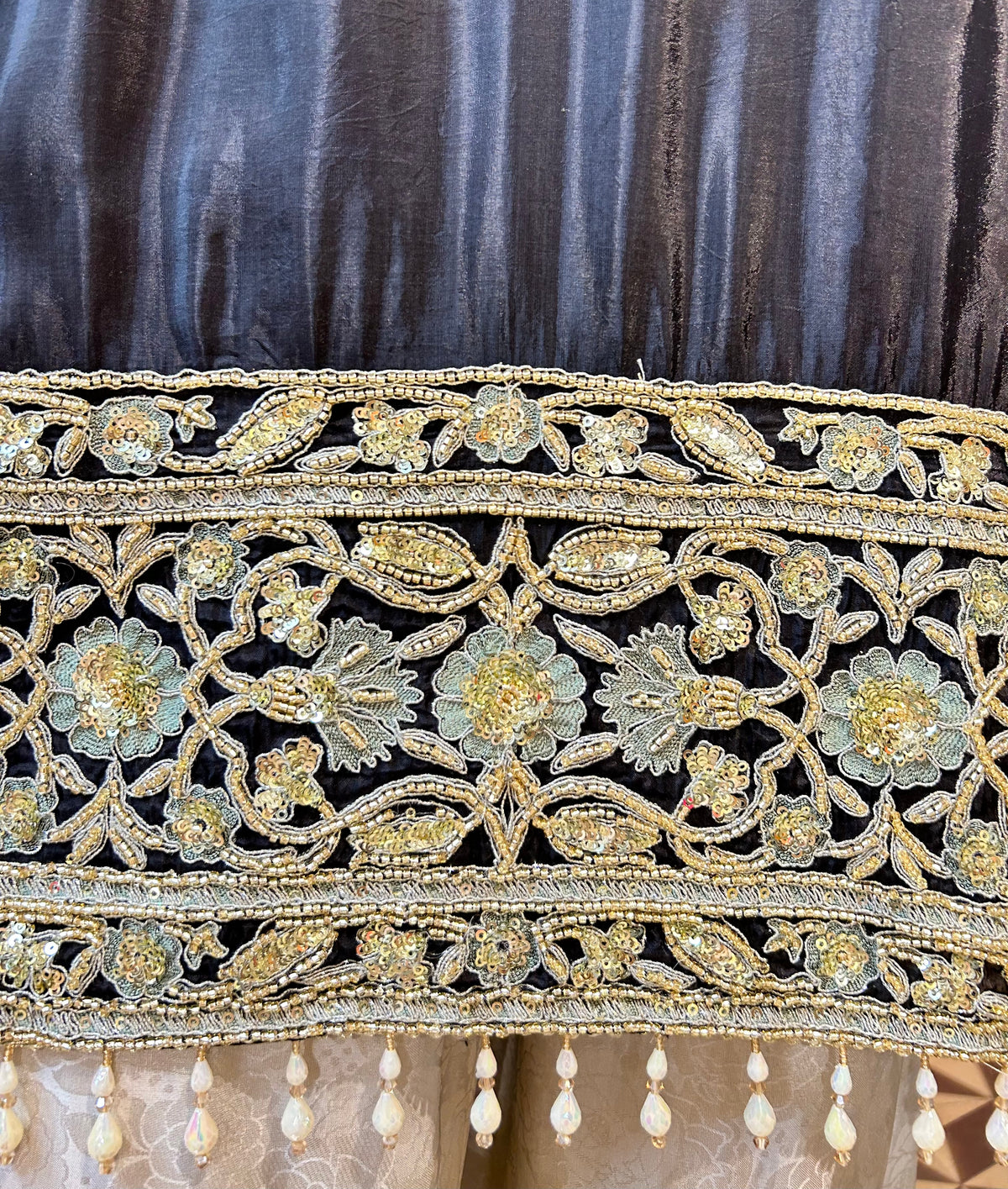 Zarisha Pakistani Suit