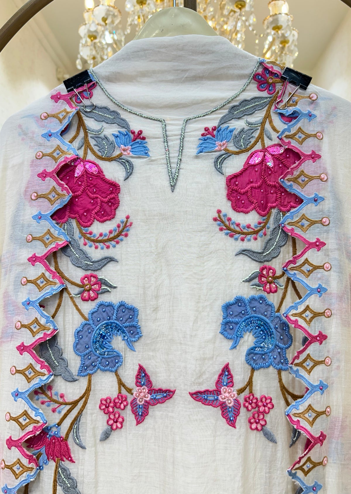 Mrinalesha Mul Chanderi Suit