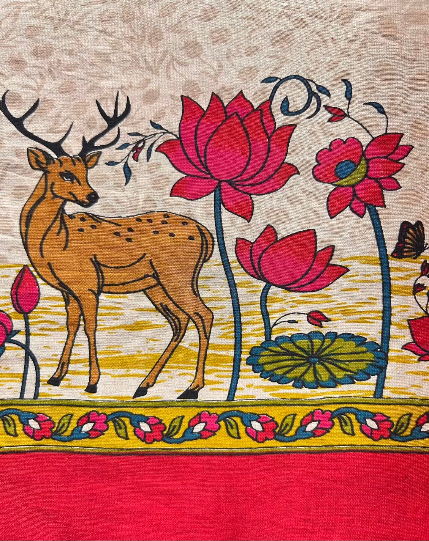 Ameera-é-Maheshwari Suit