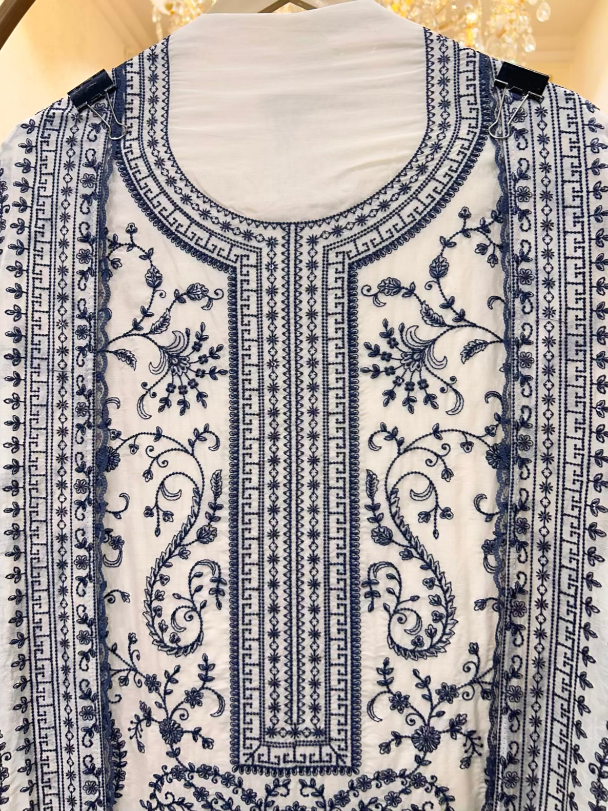 Elara Chanderi Threadloom Suit (White & Blue)
