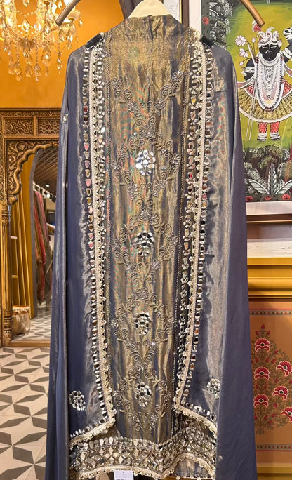 Ruhaysha-é-Noor (Blue)