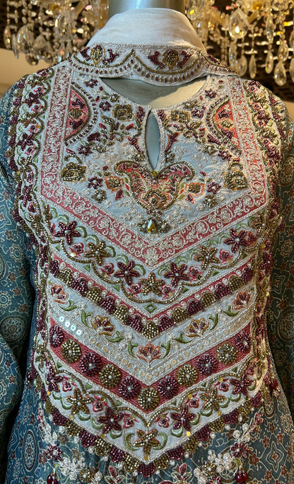 Qasrina Noor Pakistani Suit
